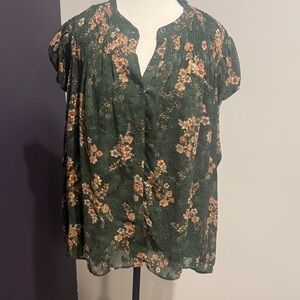 Current Air Dark Green Floral Blouse